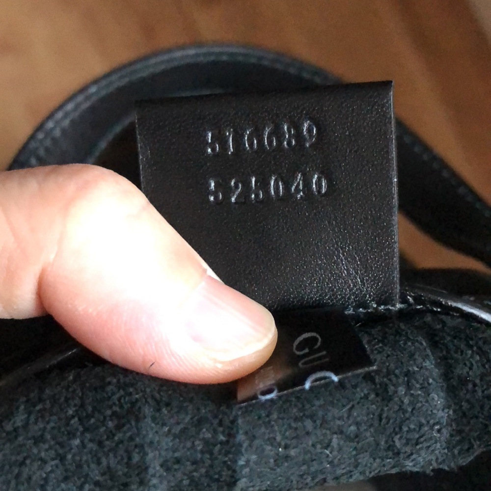 Authentic Gucci Drawstring Leather Backpack In Bl… - image 7